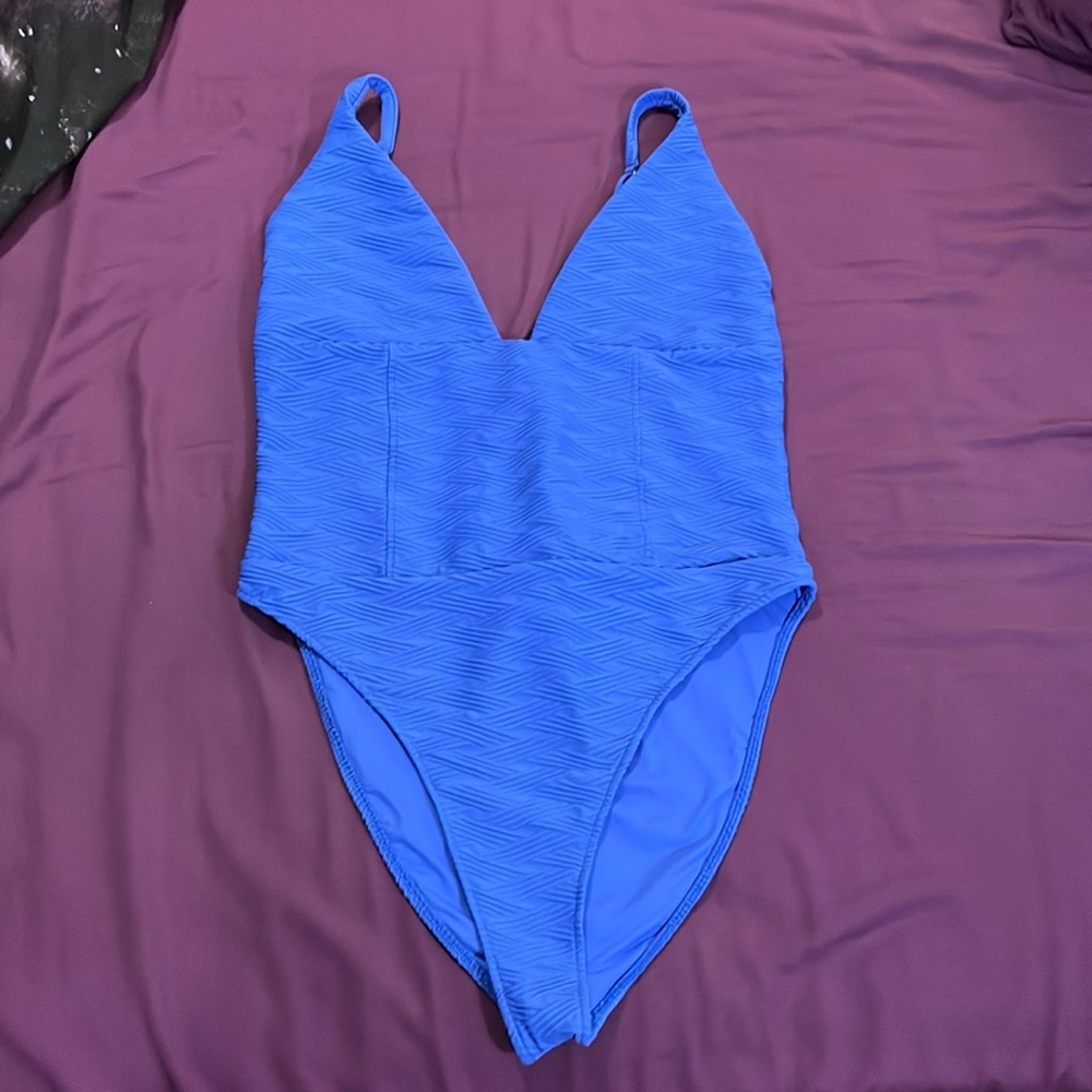 jmp la jolla one piece